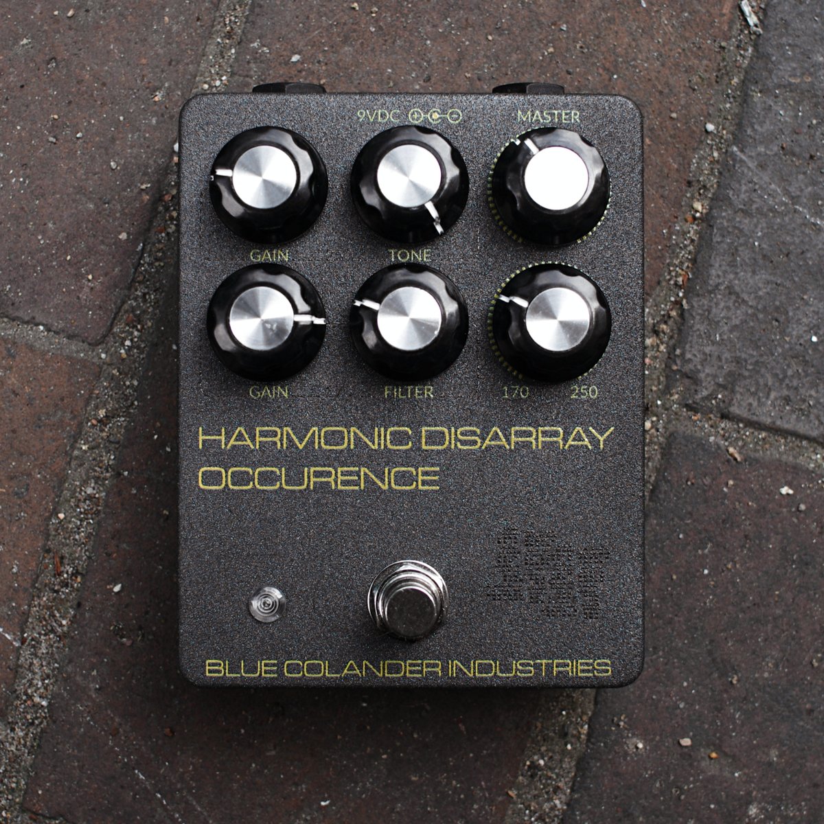 Harmonic Disarray Occurence | blue colander stompboxes