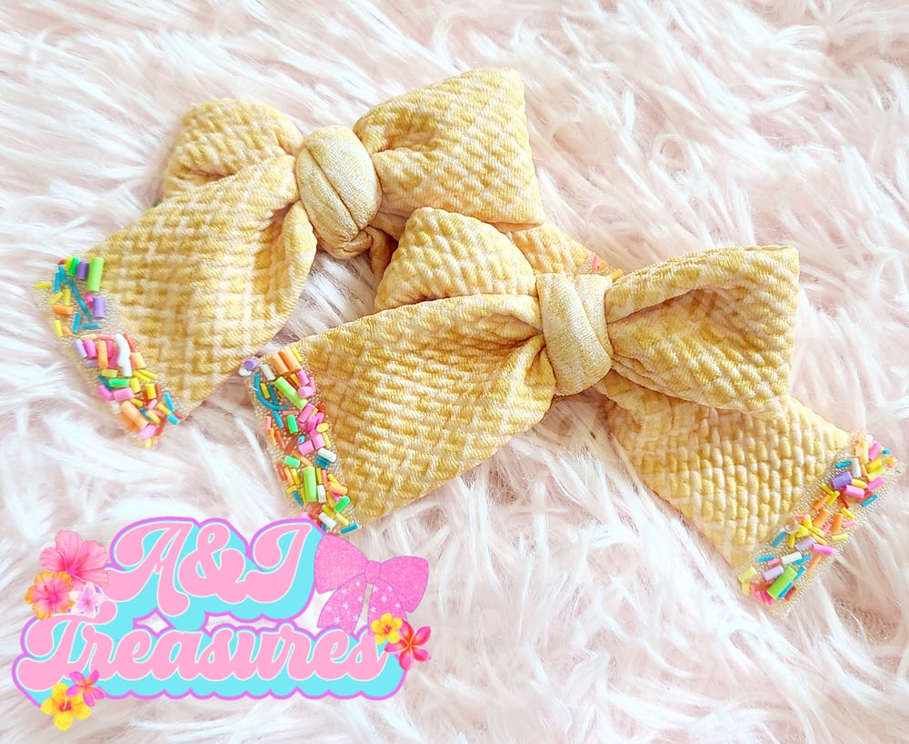 Image of Ice cream bows