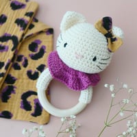 Image 3 of Hochet chat au crochet- Fait main en France