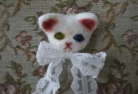 Image 3 of Odd-eyed Cat Doll Head Brooch