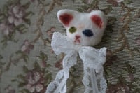 Image 2 of Odd-eyed Cat Doll Head Brooch