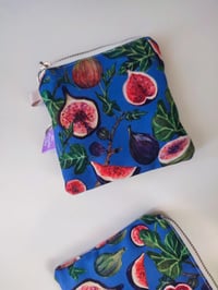 Image 2 of Monedero cuadrado doble bolsillo MARGARET BREVARIUM AZUL CIELO