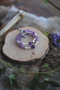 Image 5 of Bracciale con ossa di volpe e cuore in ametista
