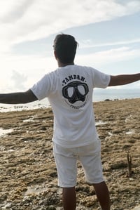 Image 3 of Tamban Coast: White