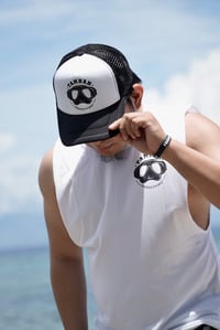 Image 4 of Tamban Mesh Cap: White