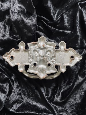 Image of Grandes poignées de cercueil "sablier ailé" // début 1900