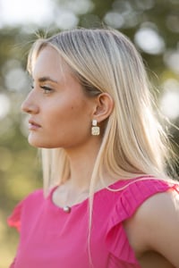 Image 1 of Gleam of Gold Drops 