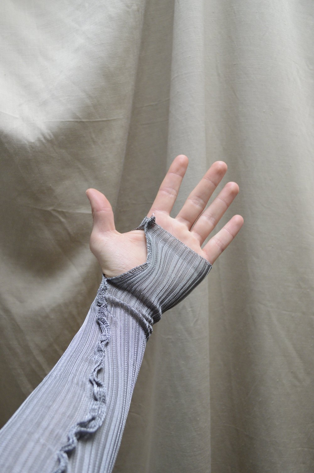 Metal jumper