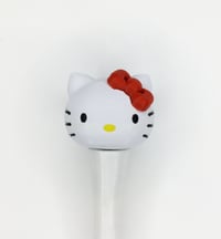 Image 2 of Kitty Character Crochet Hook Grip