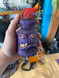 Image 4 of Enchanted potion bottle (purple)