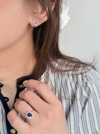 Image 4 of Rosette Blue Sapphire Ring