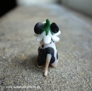 Wee Fancy Mouse with Strawberry Bell