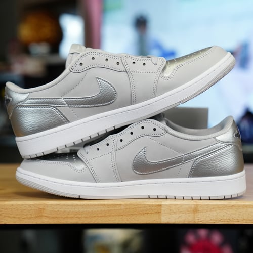 Image of Jordan 1 Low OG Metallic Silver/CO.JP