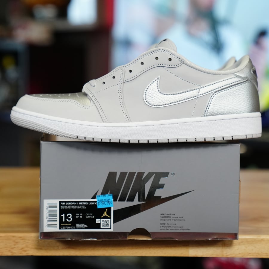 Image of Jordan 1 Low OG Metallic Silver/CO.JP