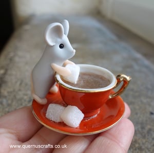 Wee Sugar Cube Teacup Mouse