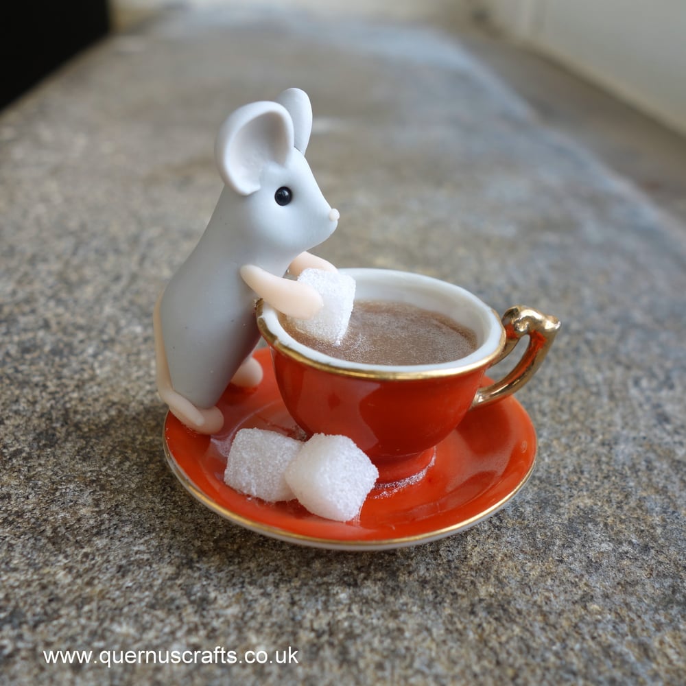 Wee Sugar Cube Teacup Mouse