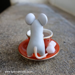 Wee Sugar Cube Teacup Mouse