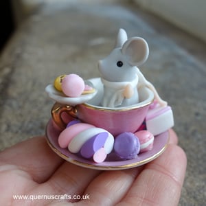 Wee Greedy Mouse in Teacup