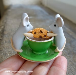 Wee Cookie Mice with Teacup