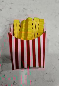 Image 3 of French Fry Snack Clip with Fry Holder &amp; Ketchup Launcher – Fun, Hands-Free Snack Accessory