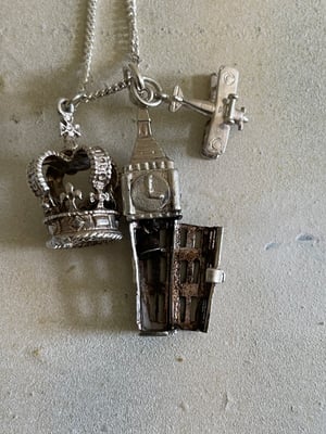 Image of Silver Necklace & Vintage London Theme Charms