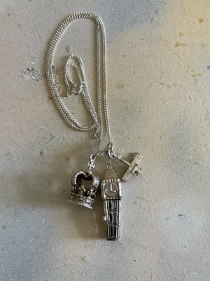 Image of Silver Necklace & Vintage London Theme Charms