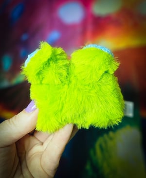 Pocket Glorb!! A)