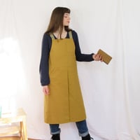 Image 7 of Split Leg Apron for Potters & Artists, Crossback, Adjustable, 7 pockets Ochre No 7:2 