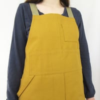 Image 9 of Split Leg Apron for Potters & Artists, Crossback, Adjustable, 7 pockets Ochre No 7:2 