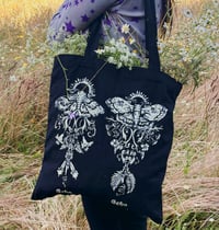 MOTHS TOTE BAG 
