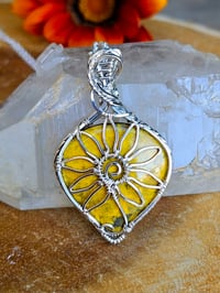 Image 4 of Bumblebee Jasper Sunflower 