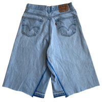 Image 2 of Mignon Jorts