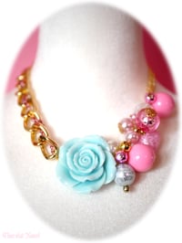 Image 1 of [NEW] Rose Bubble Bath Necklace