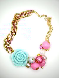 Image 3 of [NEW] Rose Bubble Bath Necklace