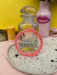 Image 1 of Brune sorbet paillettes