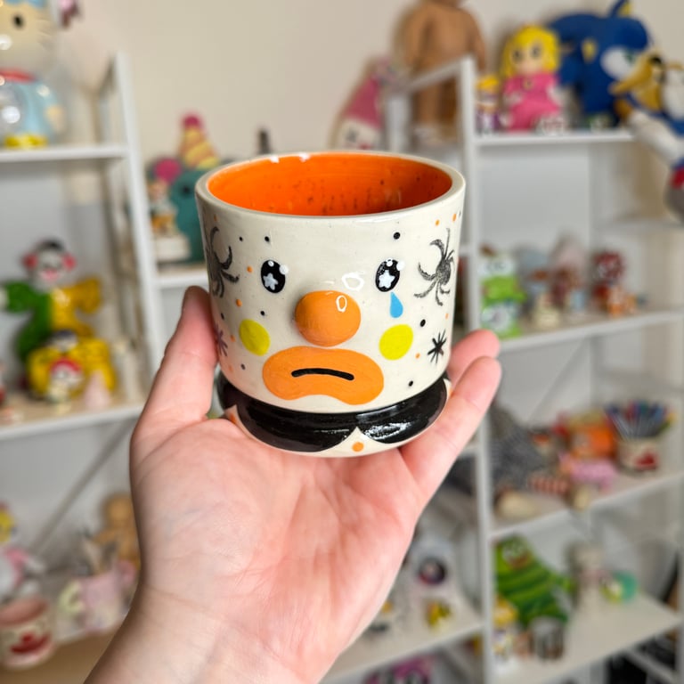 sad lil spider cup Image 5