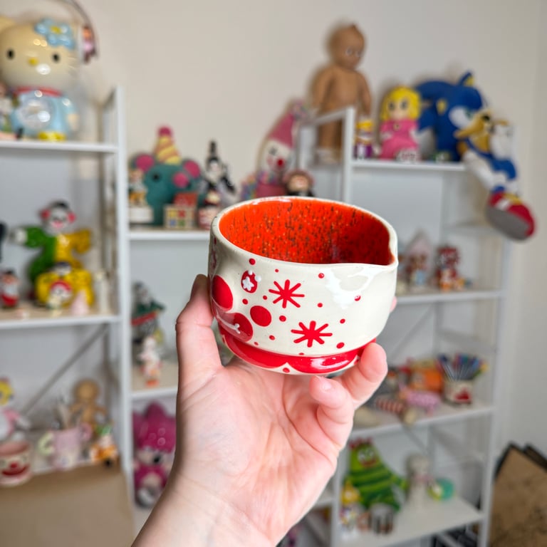 lil red matcha bowl Image 3