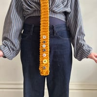 Image 2 of Buttons tie (Mustard)