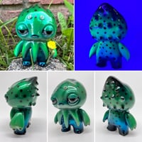 Image 2 of Sullen Squid 1
