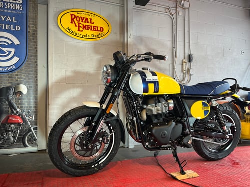 Image of Sale!!! 2025 Bear 650 in "Wild Honey" paint, $100 off MSRP