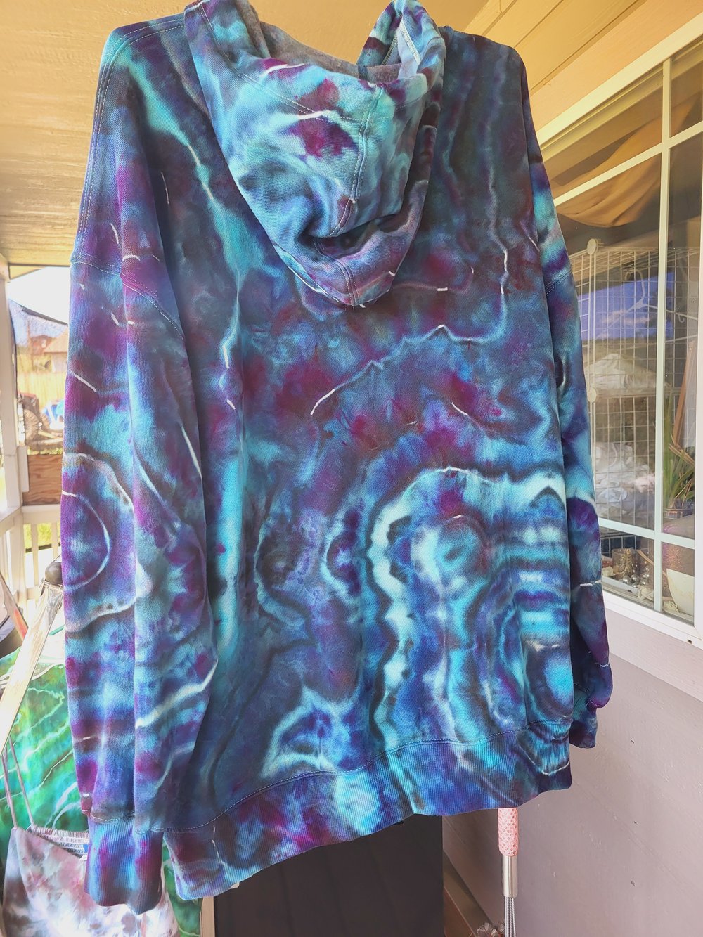 Image of Size Medium - Frozen Galexy Geode