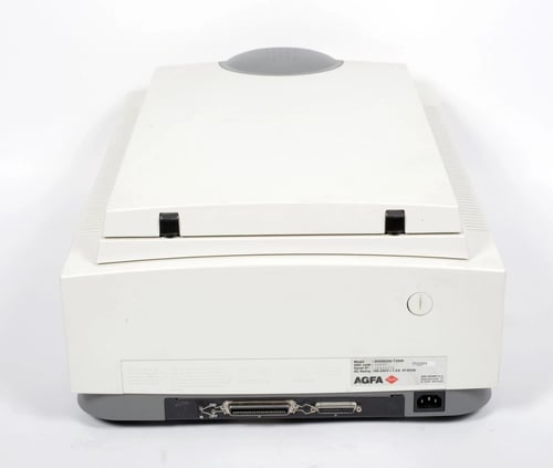 Image of Agfa Duoscan T2500 SCSI Photo scanner + negative carriers and cables + software #0650