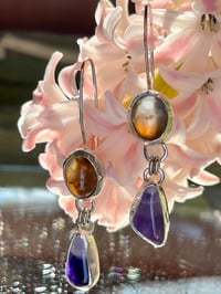 Image 2 of Asymmetrische Citrin & Amethyst Ohrringe