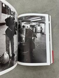 Image 7 of Ueno Station - Seiichi Motohashi