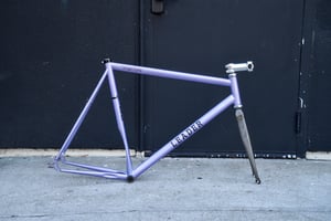 Image of Leader LO, Heritage Edition Frameset