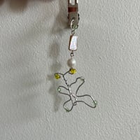 Image 3 of Fluttery hair clip