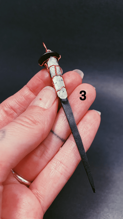 Image of Quartz Iron Nails