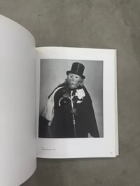 Image 2 of Nutzlich, Suss und Museal: Das fotografierte Tier - Ute Eskildsen