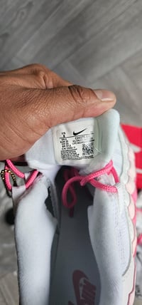 Image 2 of Womens pink 95(1:1)