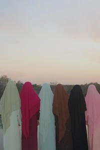 Image 1 of Chiffon Khimar 